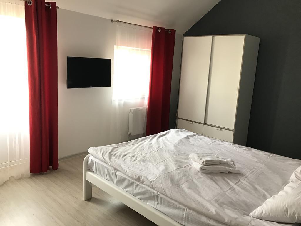 Zolotoy Bereg 5 Apartment