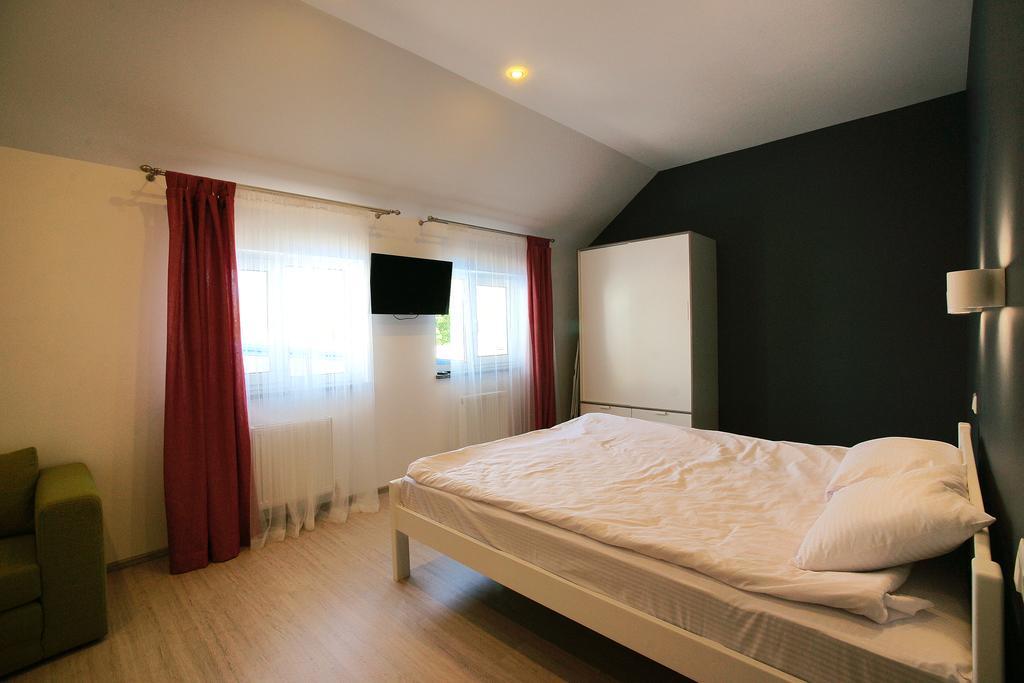 Apartment Zolotoy Bereg 5