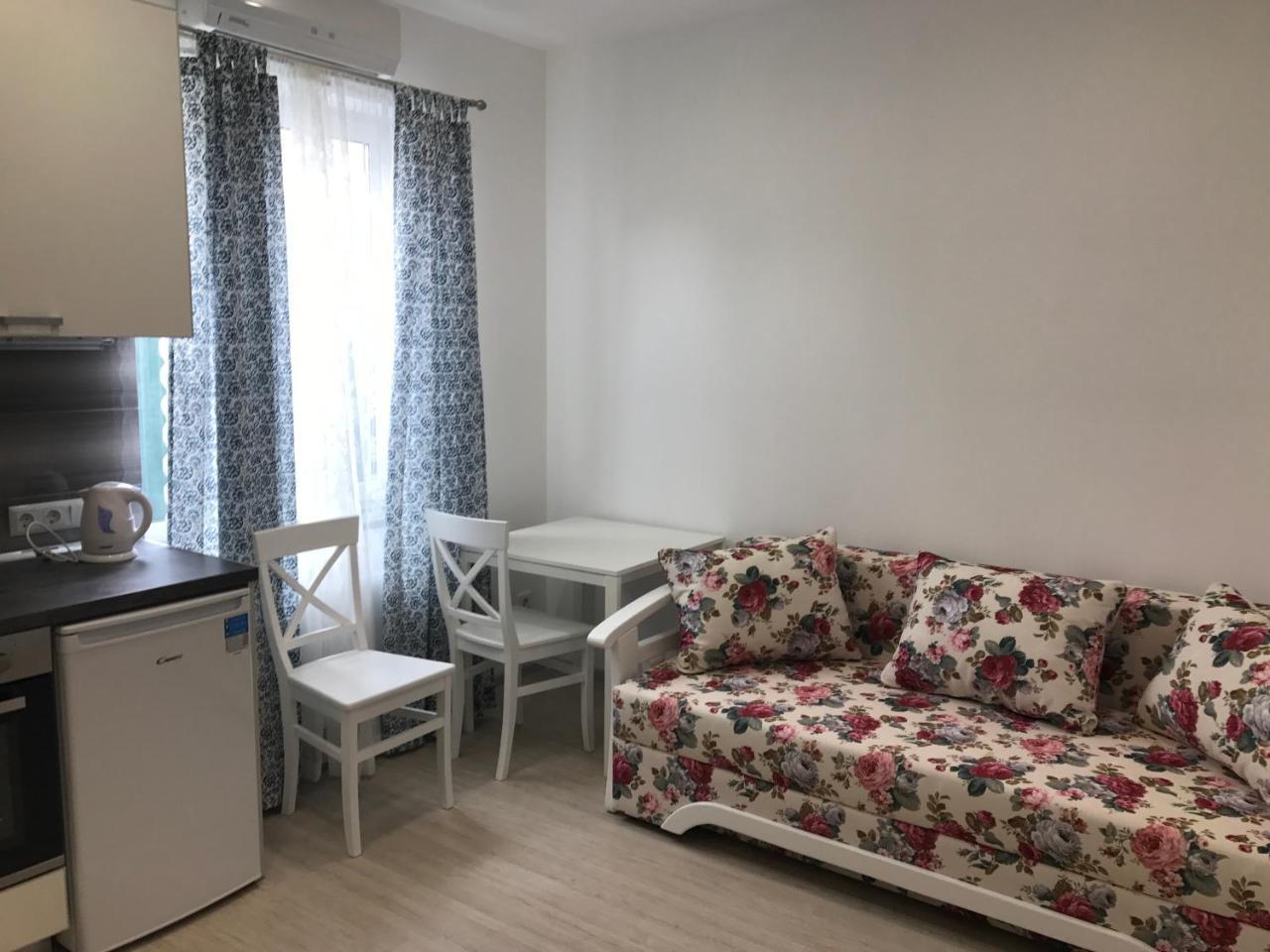 Zolotoy Bereg 5 *